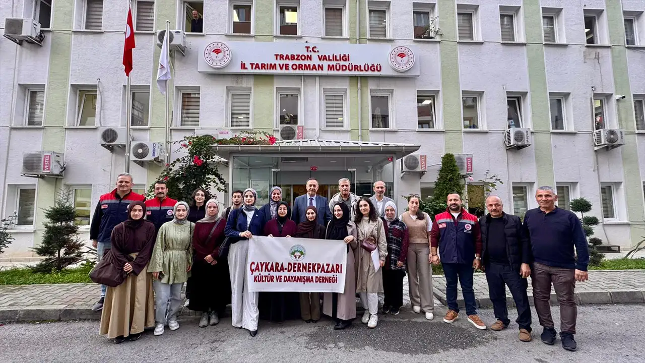 Çaykara ve Dernekpazarlı gençlerden kokarca mücadelesine anlamlı destek: “Biz buradayız, siz neredesiniz?”