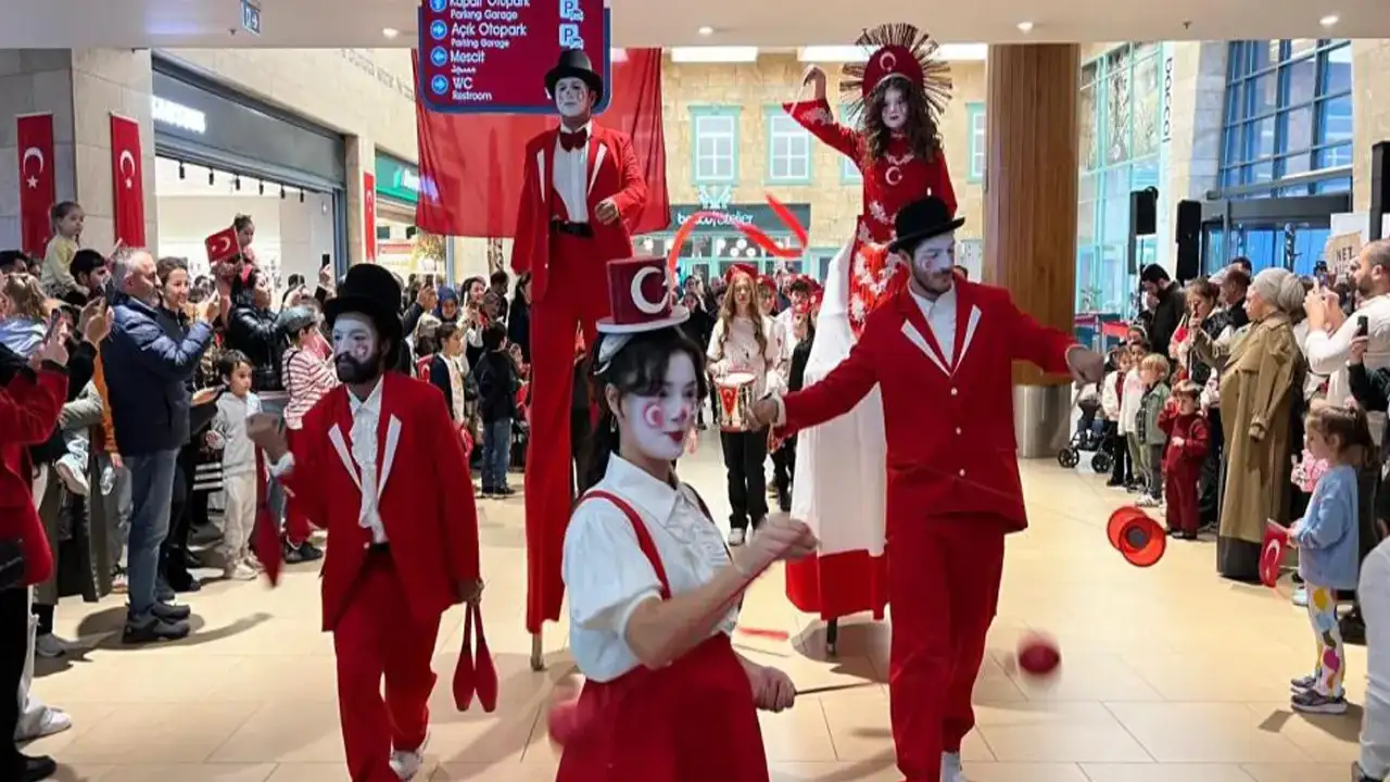 Forum Trabzon’da Cumhuriyet coşkusu