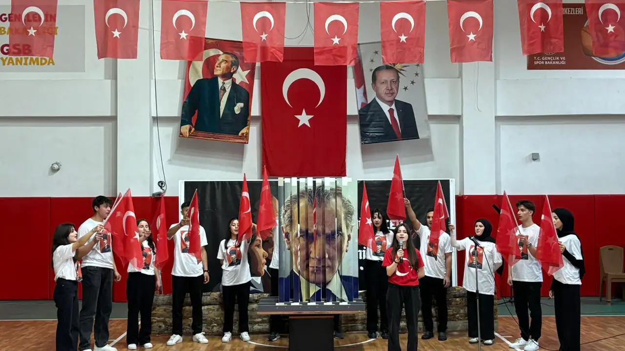 Giresun’da Cumhuriyet Bayramı coşkusu dört ilçeye taşındı