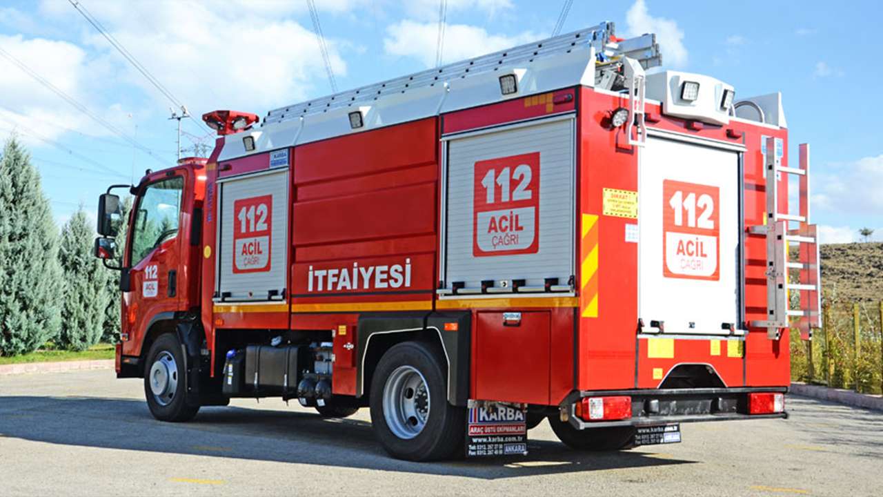 Avni Aker Stadı Yakınında Korkutan Yangın