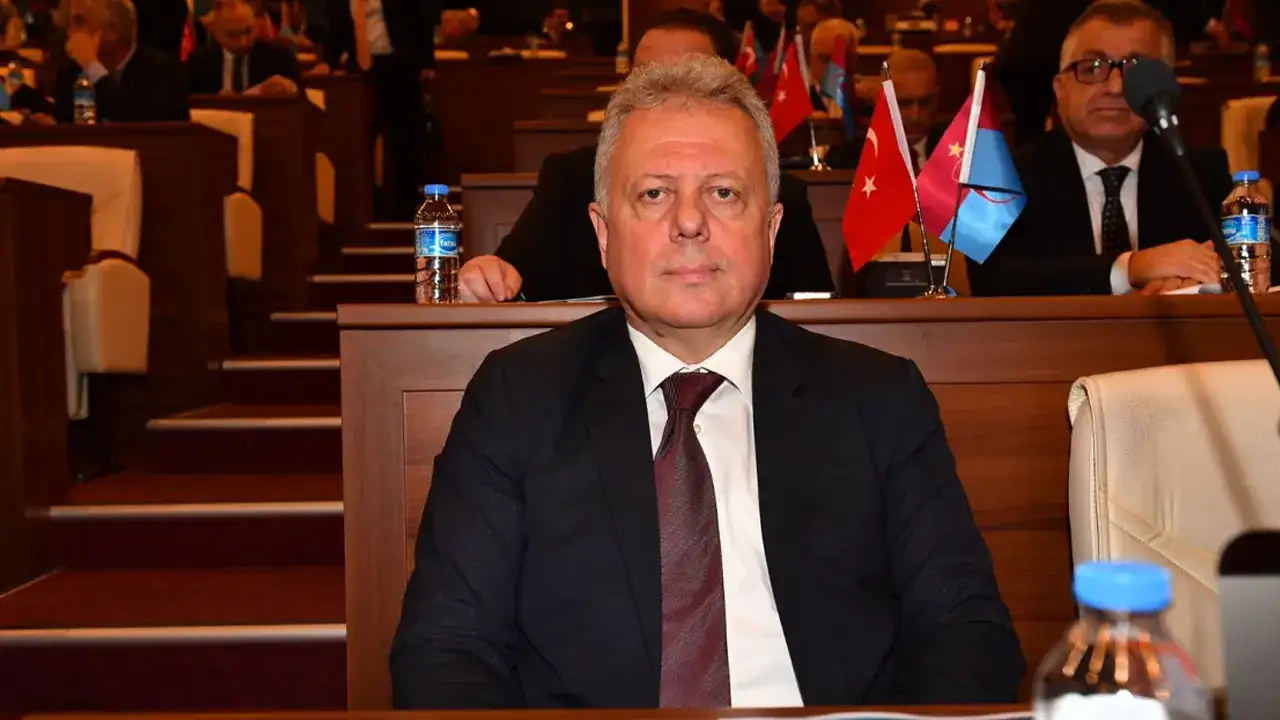 Zorlu’dan protokol düzeni tepkisi: Devletin tarafsızlığı zedeleniyor