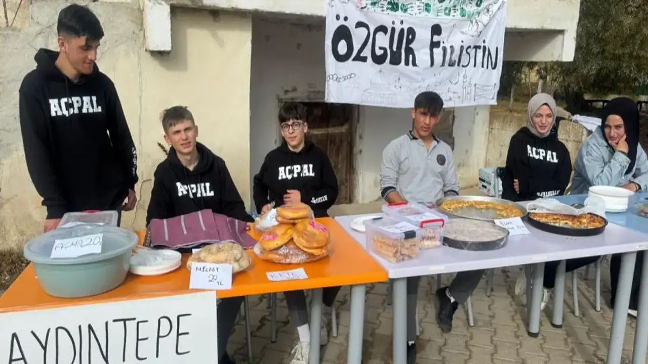 Bayburt’ta öğrencilerden Gazze’ye anlamlı destek