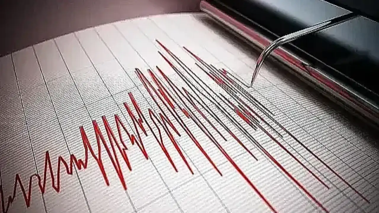 Balıkesir'de korkutan deprem: AFAD büyüklüğünü açıkladı