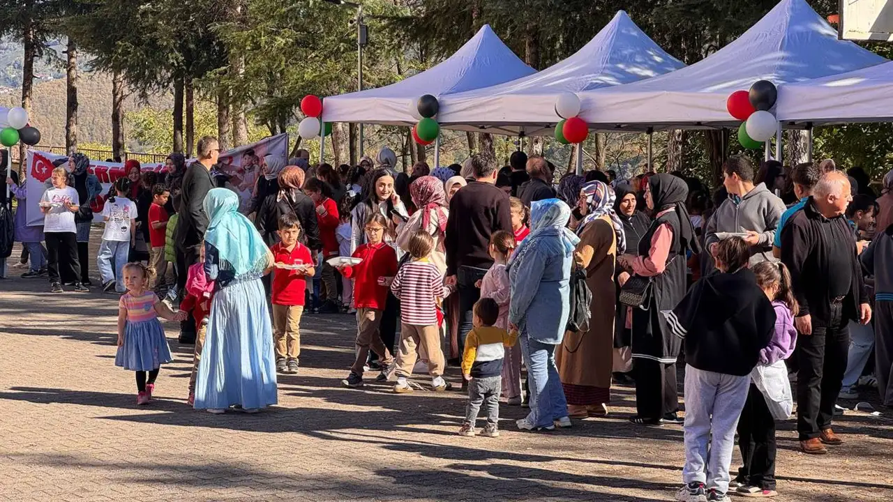 Ordu’da Aybastı okulları Filistin’e destek için el ele verdi