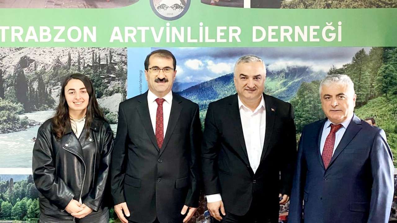 Artvin milli eğitim Müdürü’nden Trabzon Artvinliler Derneğine anlamlı ziyaret