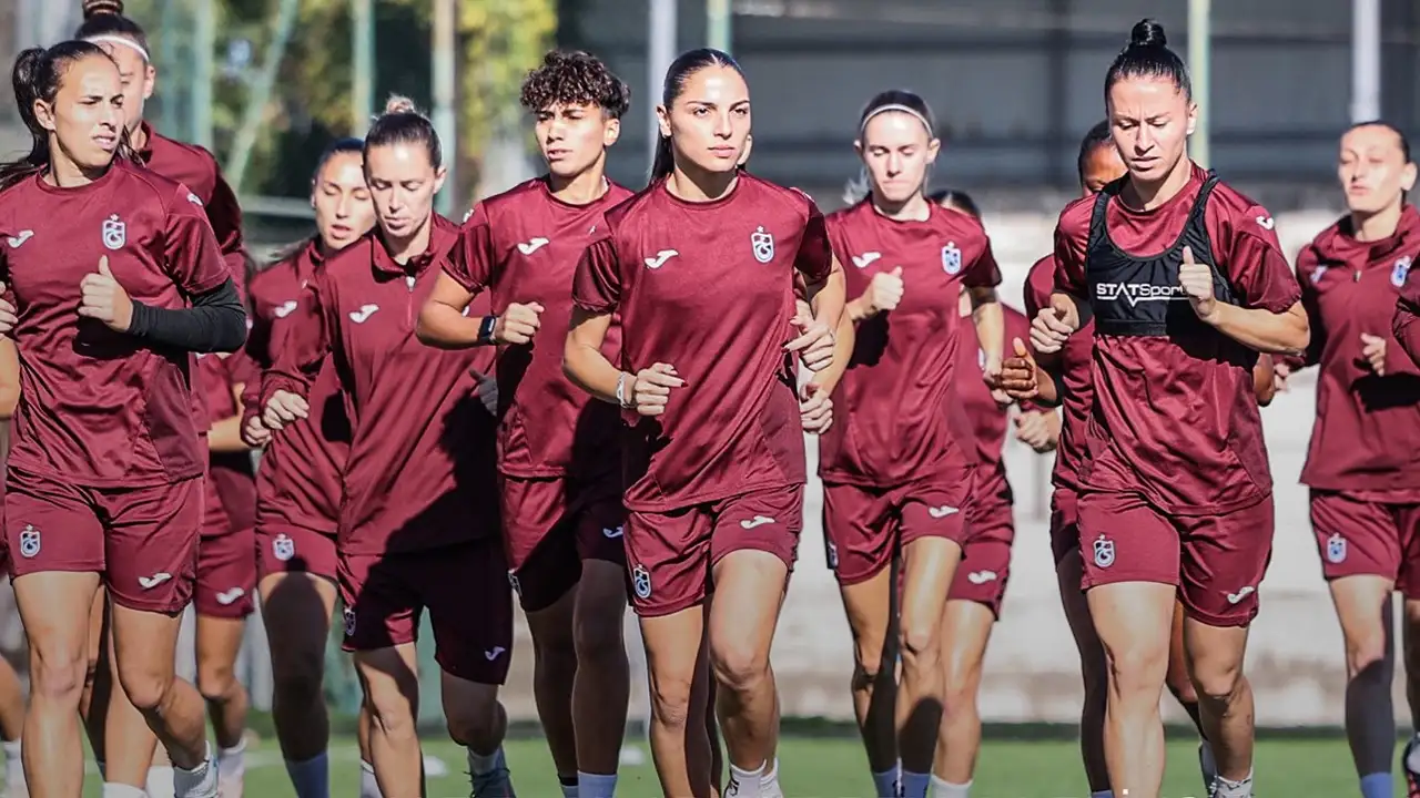 Kadın futbolda dev karşılaşma: Trabzonspor, Fenerbahçe karşısında