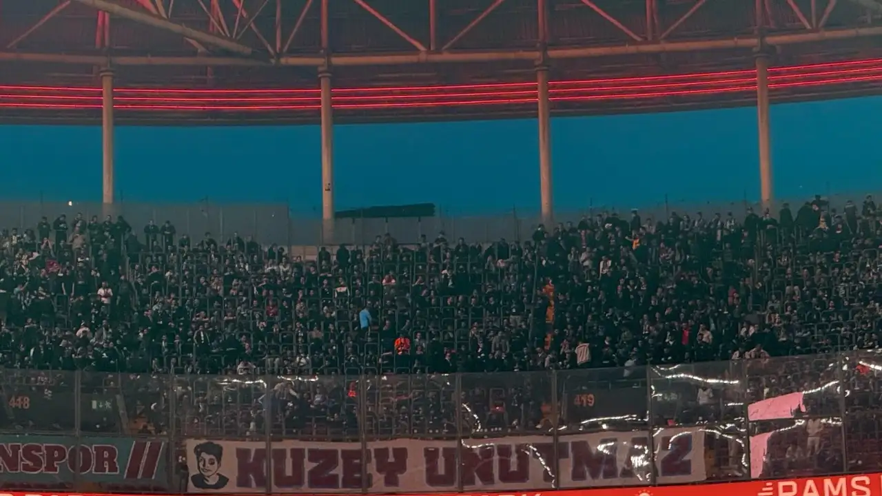 Trabzonspor taraftarlarından alkış alan hareket