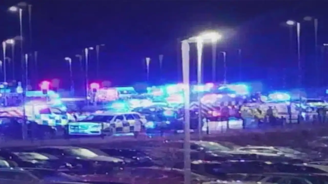 İngiltere'de trende bıçaklı saldırı: 9'u ağır en az 10 yaralı