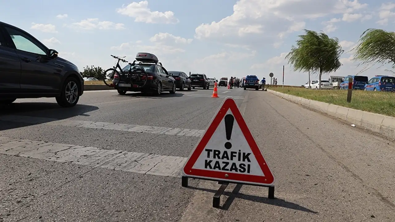 İçişleri Bakanı Yerlikaya: “Trafikte bir anlık hata bir ömrü alıyor”