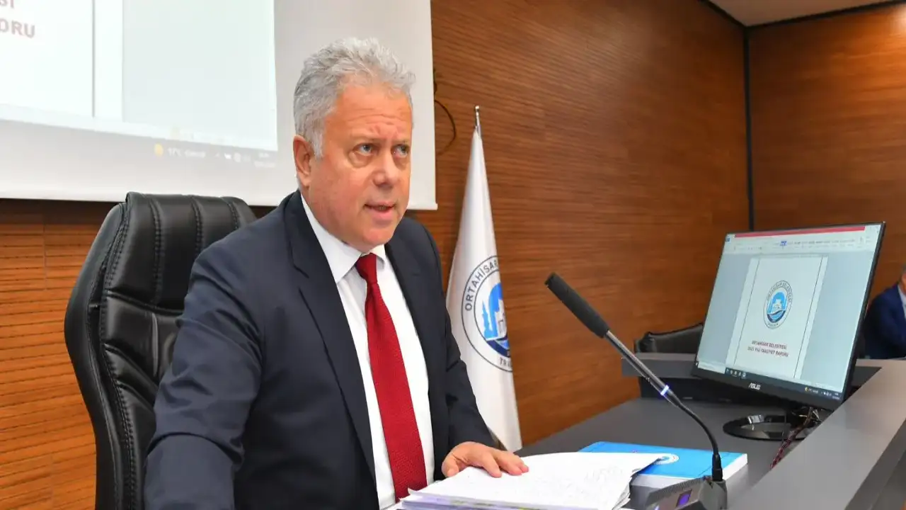 Ortahisar Meclisi’nde borç ve personel tartışması büyüyor: "Gelsinler tek tek göstereyim"