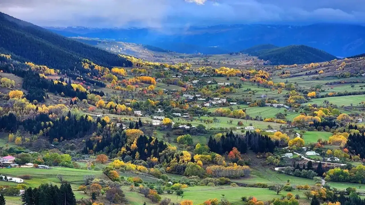 Artvin’in Şavşat’ında sonbahar göz kamaştırdı