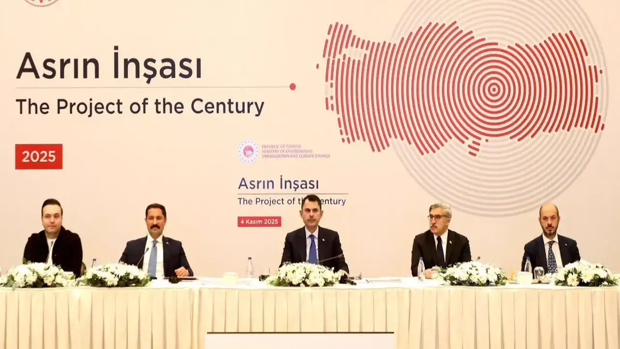 Yabancı Gazeteciler Türkiye’nin yeniden doğuşuna yerinde tanıklık etti: Dünya Asrın İnşasına şaştı kaldı