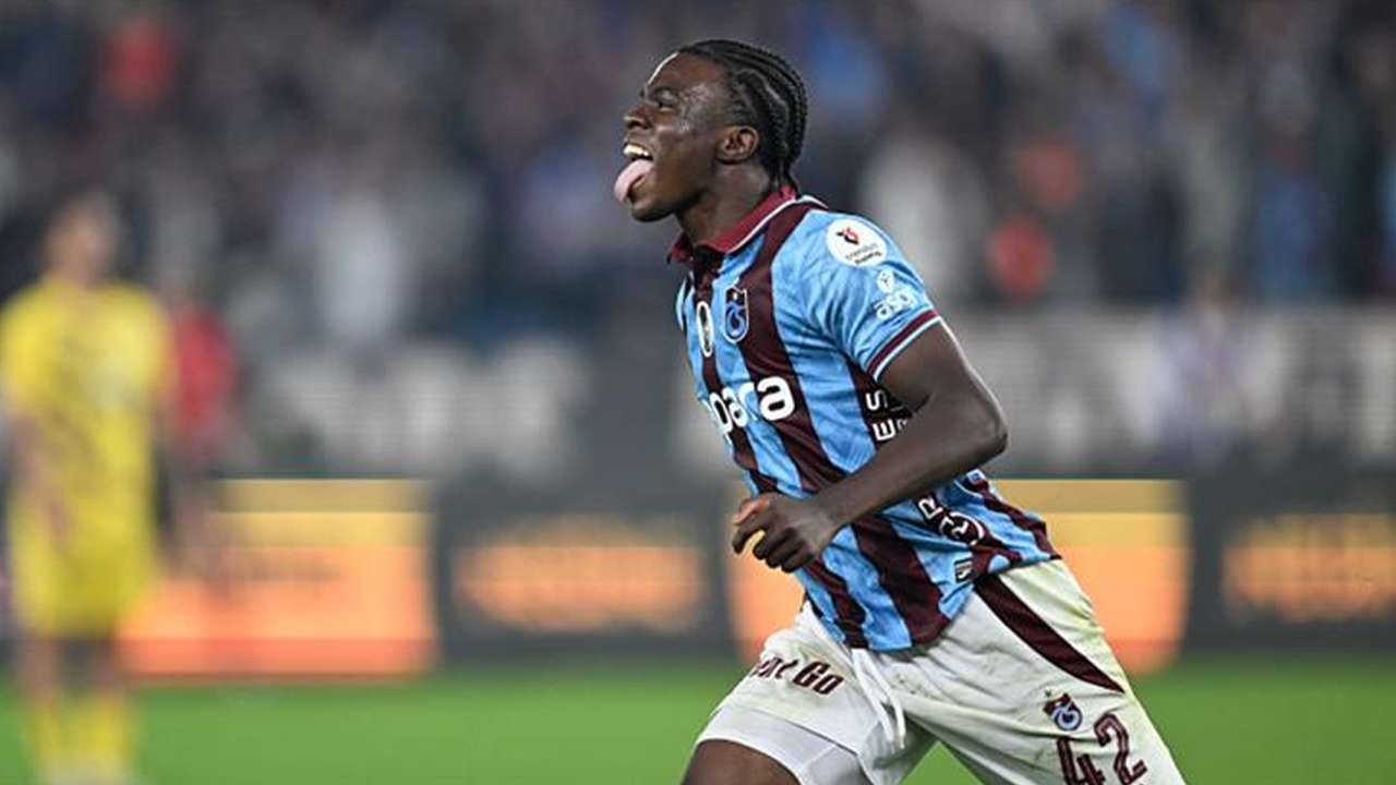 Trabzonspor’un genç yıldızına milli davet