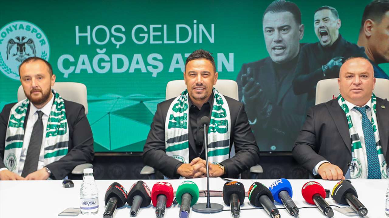 Trabzonspor’un eski oyuncusu Konyaspor’a imzayı attı