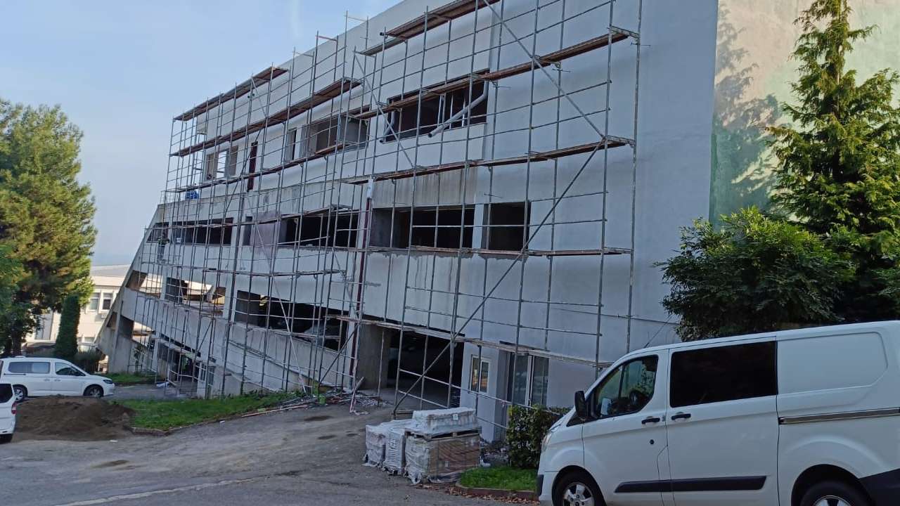 KTÜ kapalı otoparkını bakın neye çevirmişler