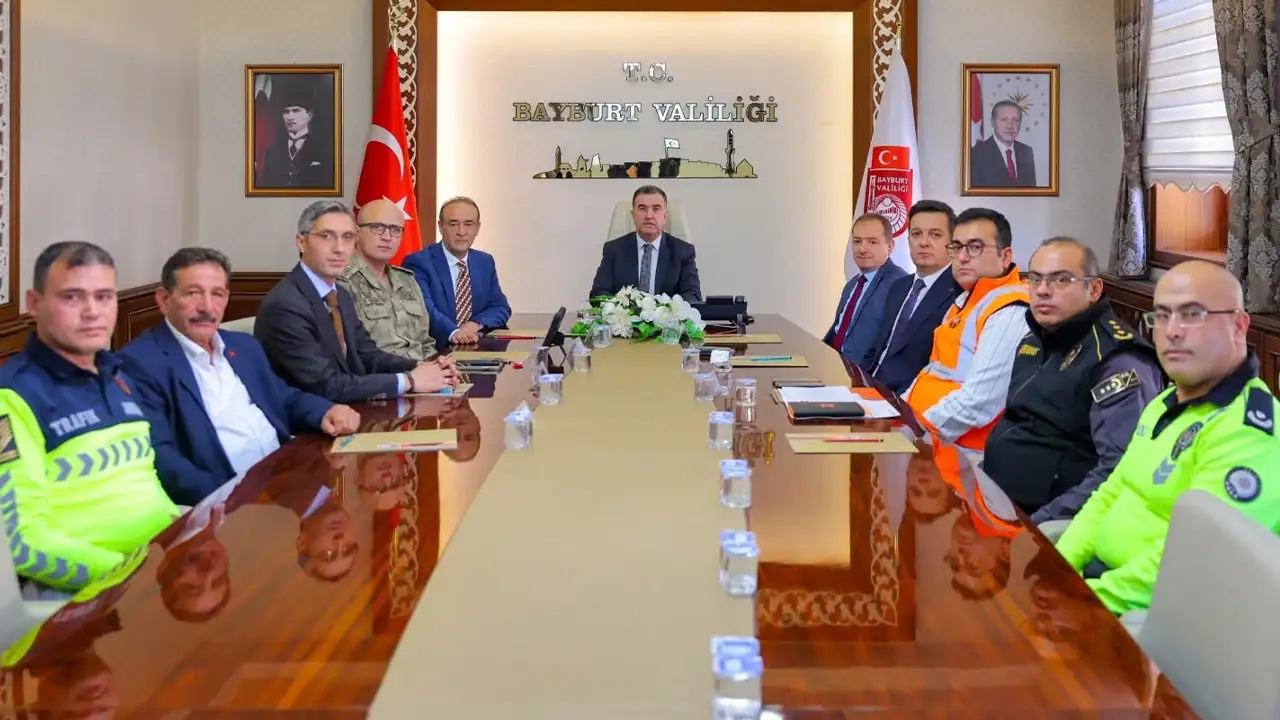 Bayburt’ta trafikte sadeleşme ve güvenlik için toplantı yapıldı