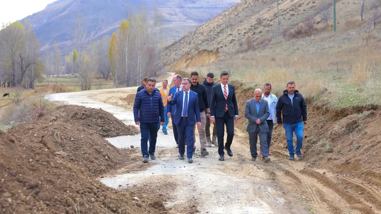 Bayburt’ta köy yolları yenileniyor: Ulaşımda konfor artacak
