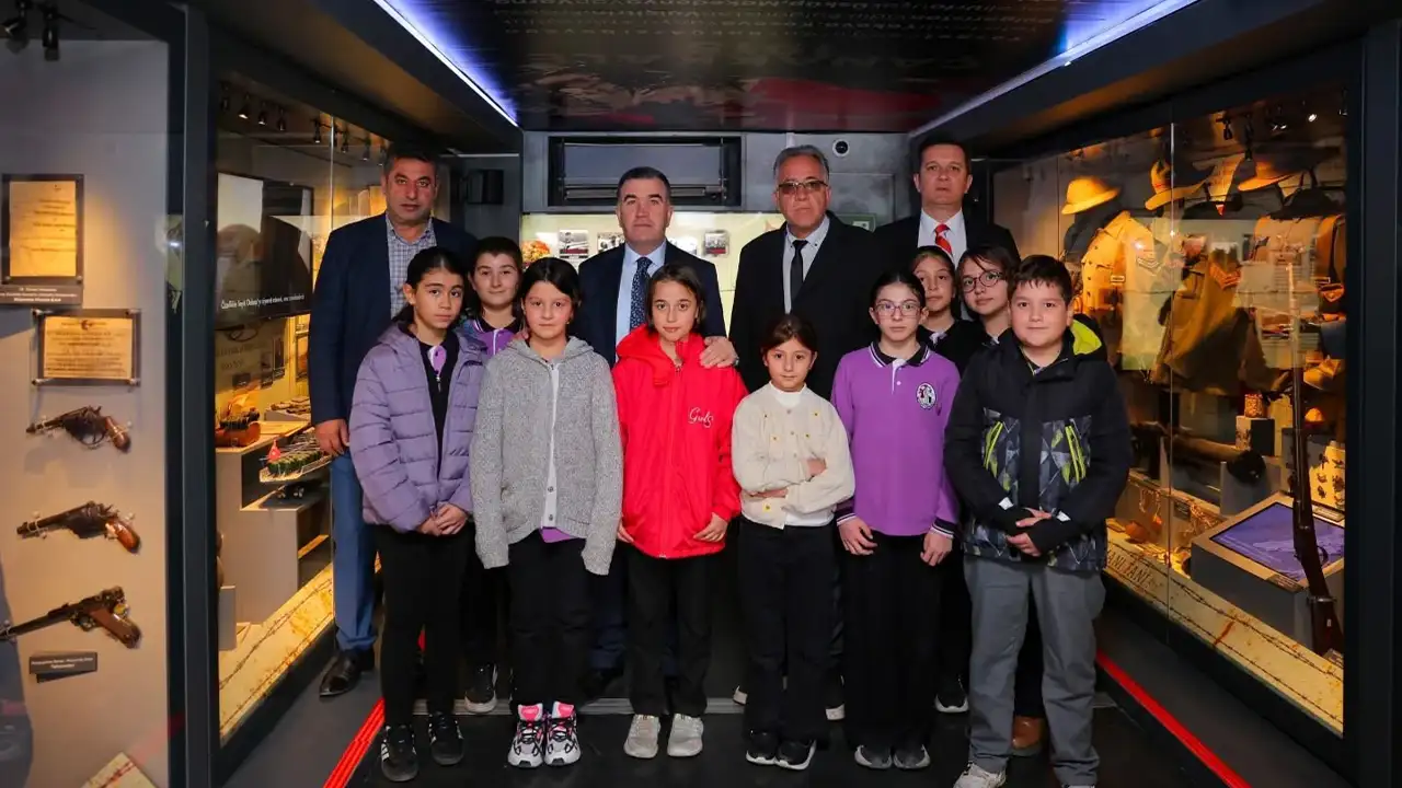 Bayburt’ta öğrenciler Çanakkale kahramanlarını tanıdı