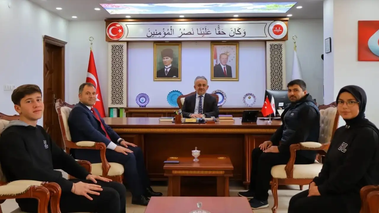 Bayburt Lisesi’nden Filistin’e yardım: 3.500 TL toplandı