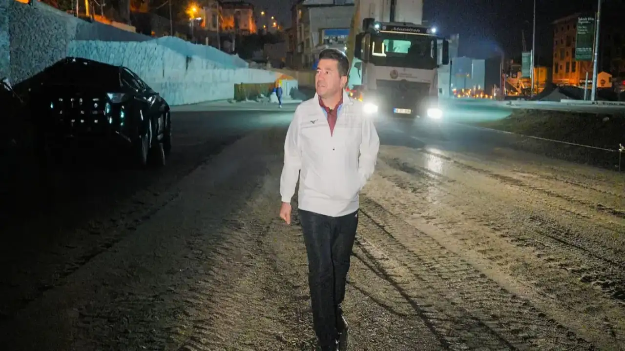 Başkan Kaya’dan Değirmendere kavşağı incelemesi: “Bu çile nihayet bitiyor”