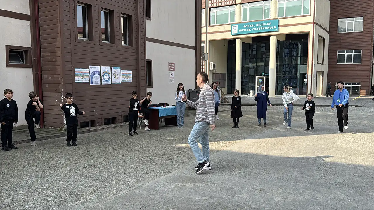 RTEÜ öğrencilerinden diyabet farkındalığı için eğlenceli etkinlik