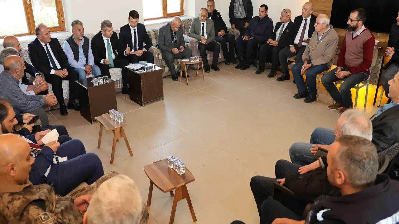 Artvin Valisi Ergün’den Arhavi ziyareti: Şehit ailesine vefa, yatırımlara yerinde takip