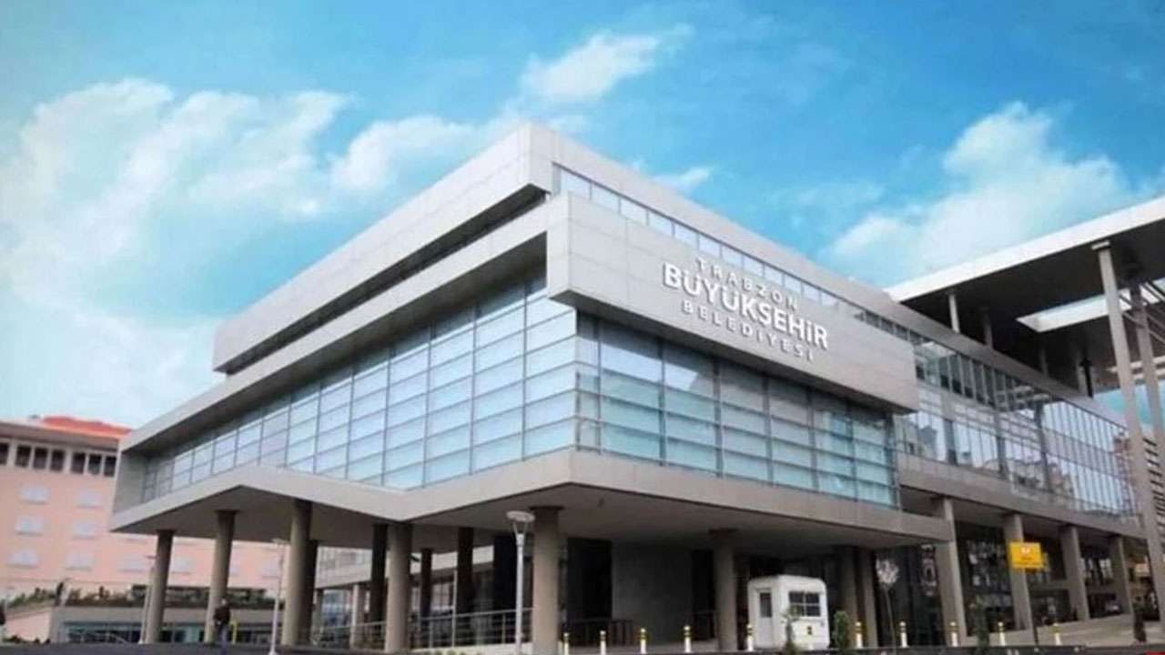 Trabzon Büyükşehir Belediyesi'nde beklenen operasyon başladı