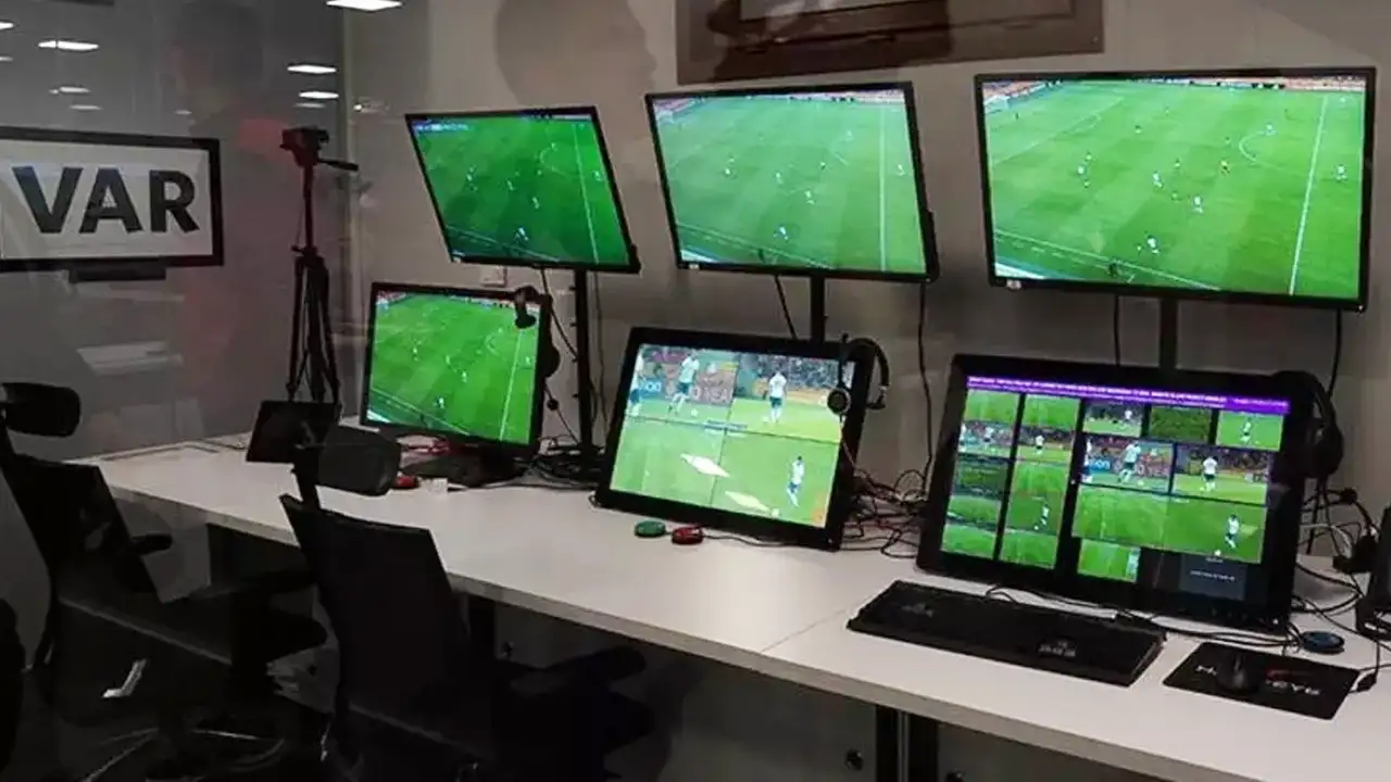 Trabzonspor - Alanyaspor maçının VAR ekibi belli oldu