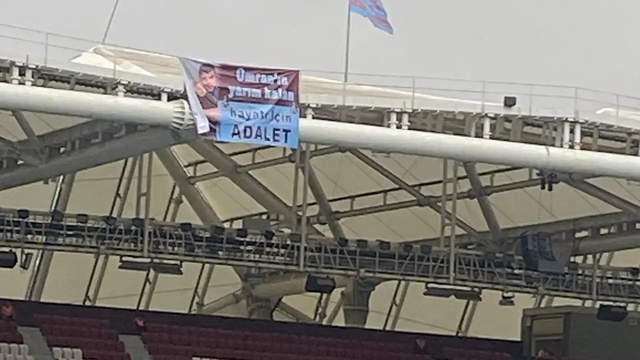 Papara Park’ta  “Ümran İçin Adalet” Pankartı Açıldı