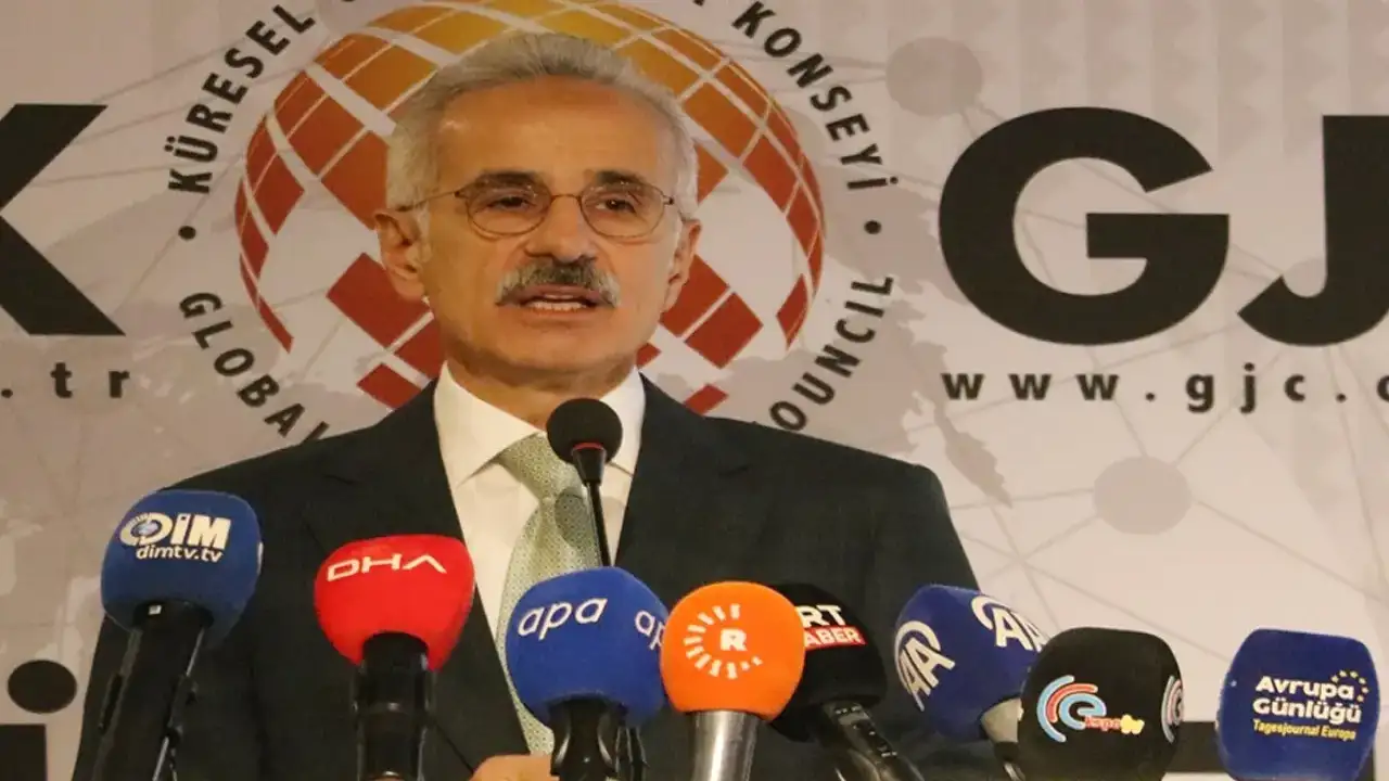 Bakan Uraloğlu:"5G ile iletişim hızımız 10 kat artacak"