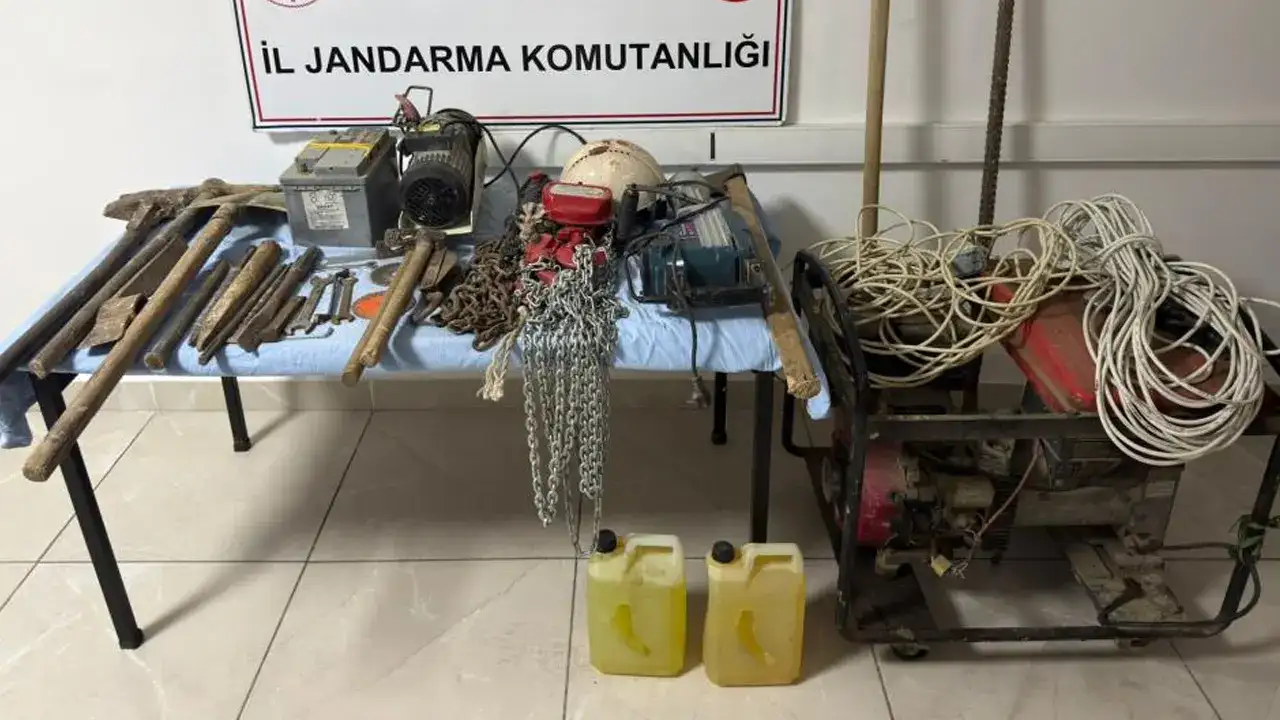 Samsun’da kaçak kazı yapan şahıslar yakayı ele verdi