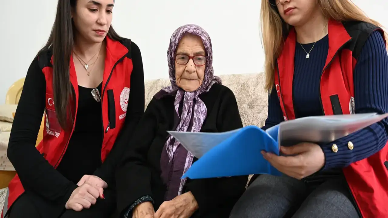 Atatürk'ün verdiği soyadını 79 yıldır aynı gururla taşıyor