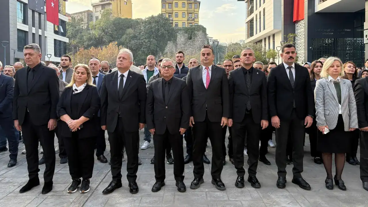 Trabzon Ortahisar Belediyesi’nde 9’u 5 geçe zaman durdu!