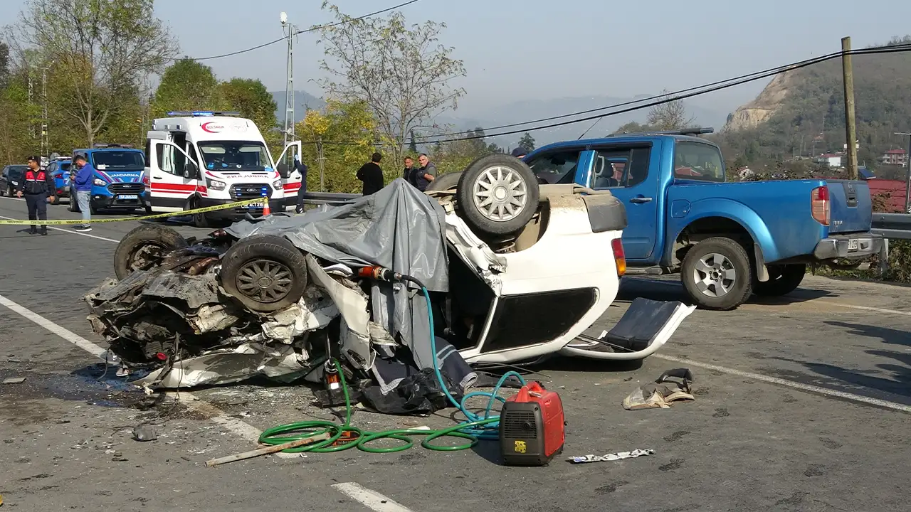 Ordu'da ehliyetsiz sürücü ölümü getirdi: Baba hayatını kaybetti, 2 ağır yaralı