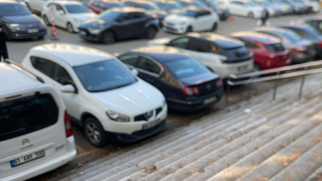 Vatandaşlar Trabzon'da Vali Yıldırım'dan çözüm bekliyor