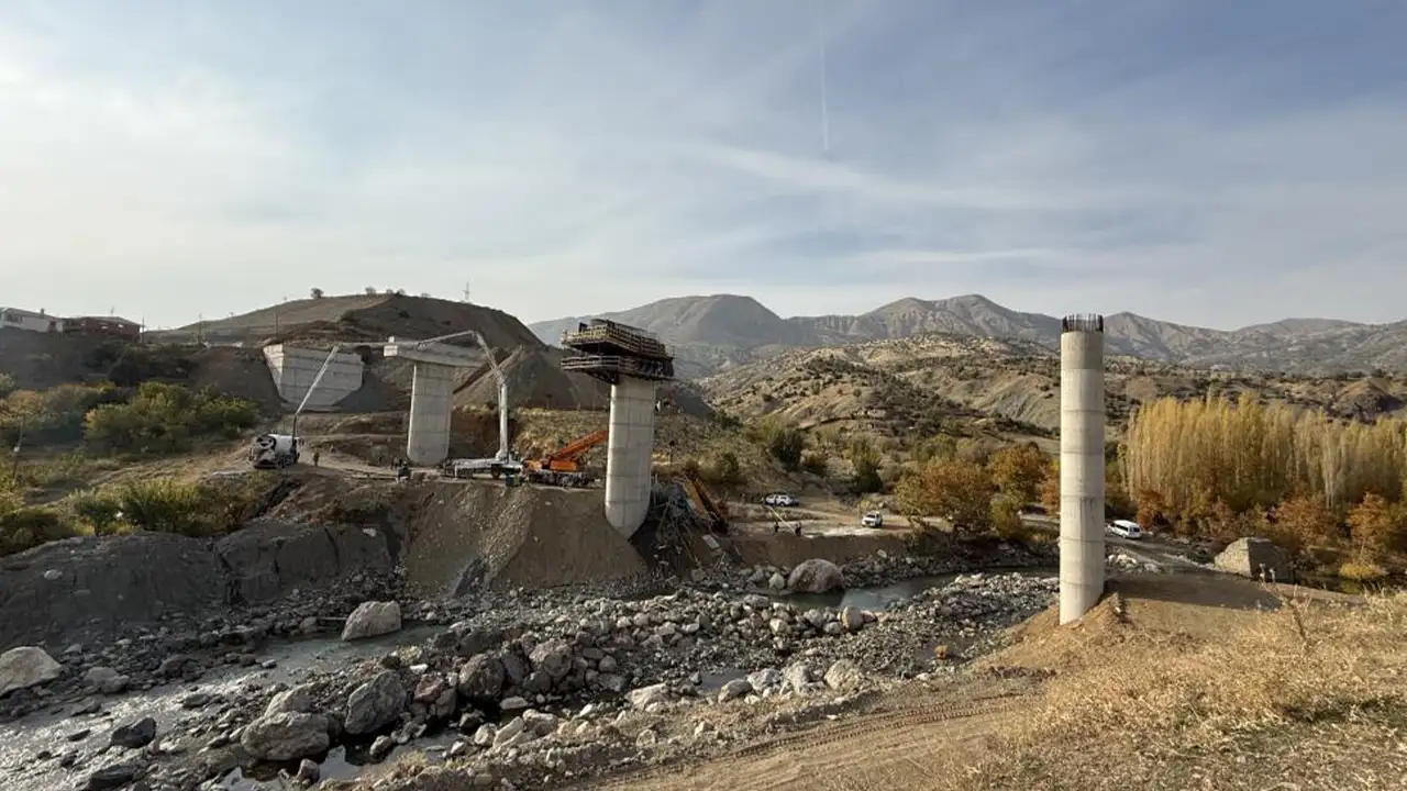 Diyarbakır'dan acı haber: Köprü inşaatı çökmesinde ölü sayısı 4'e yükseldi