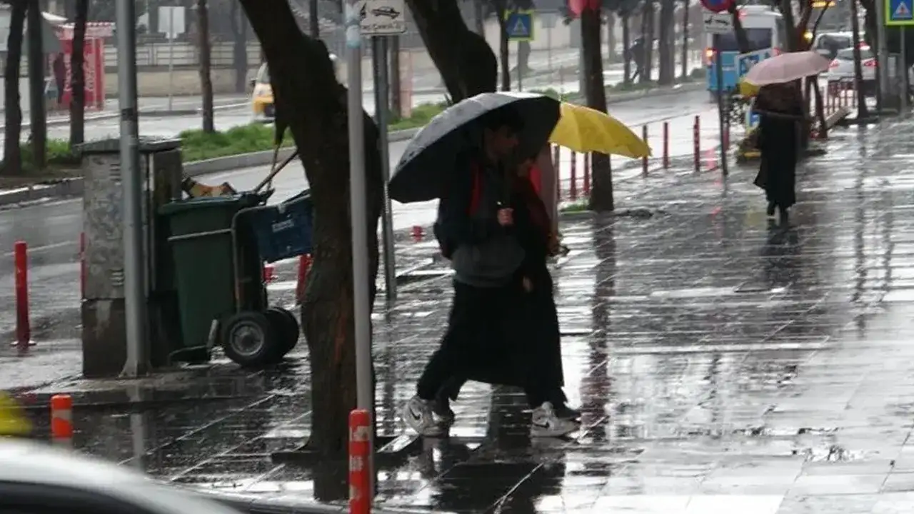Trabzon için kuvvetli yağış uyarısı: Meteoroloji’den önemli açıklama