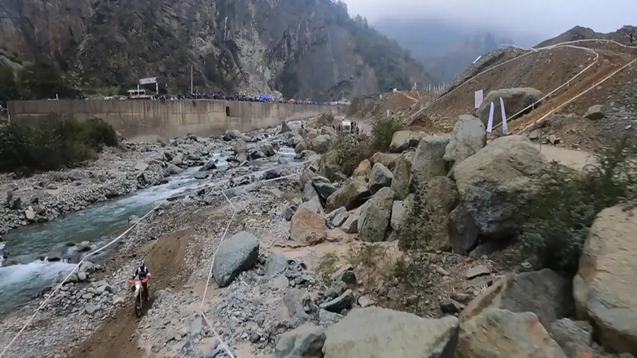 Rize’de eski taş ocağı enduro ve ATV pistine dönüştü