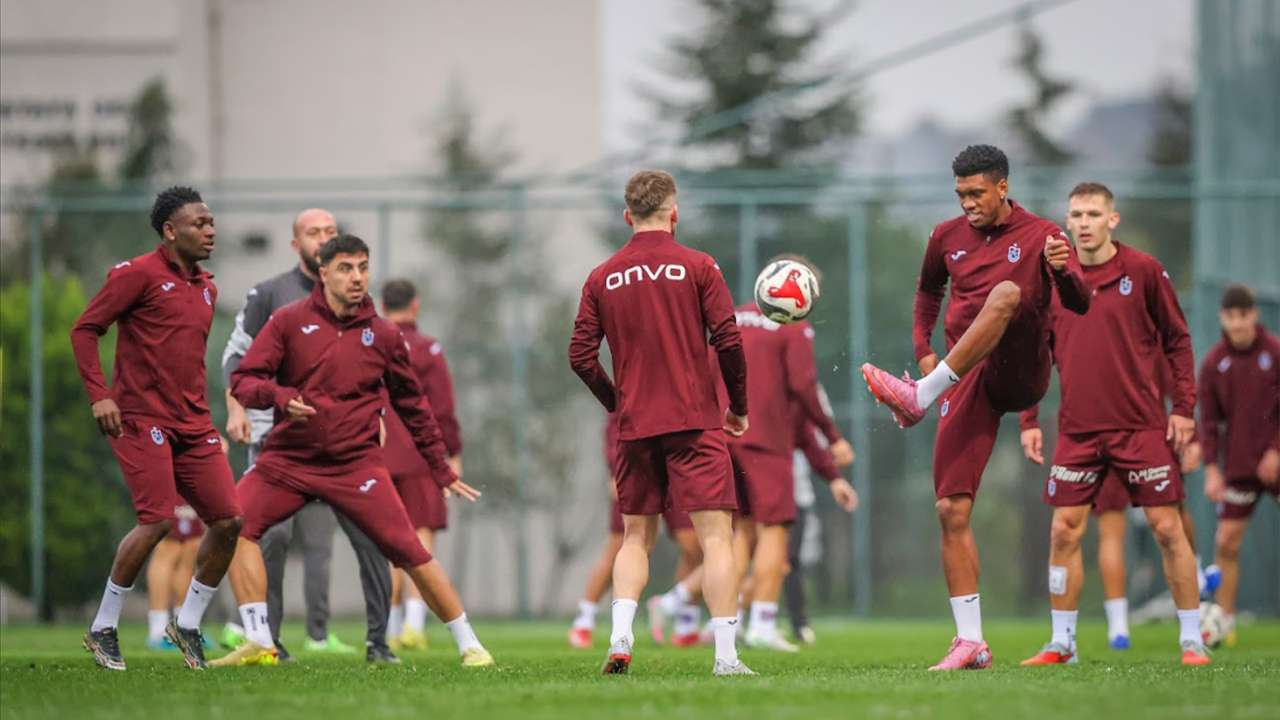 Trabzonspor’da Başakşehir mesaisi hız kesmiyor