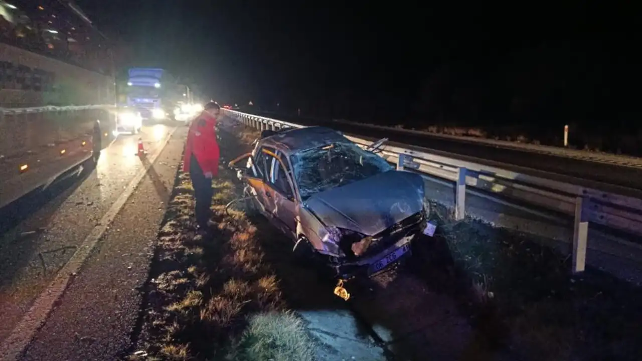 Çorum'da otostopla bindiği araç sonu oldu: 1 ölü, 2 yaralı