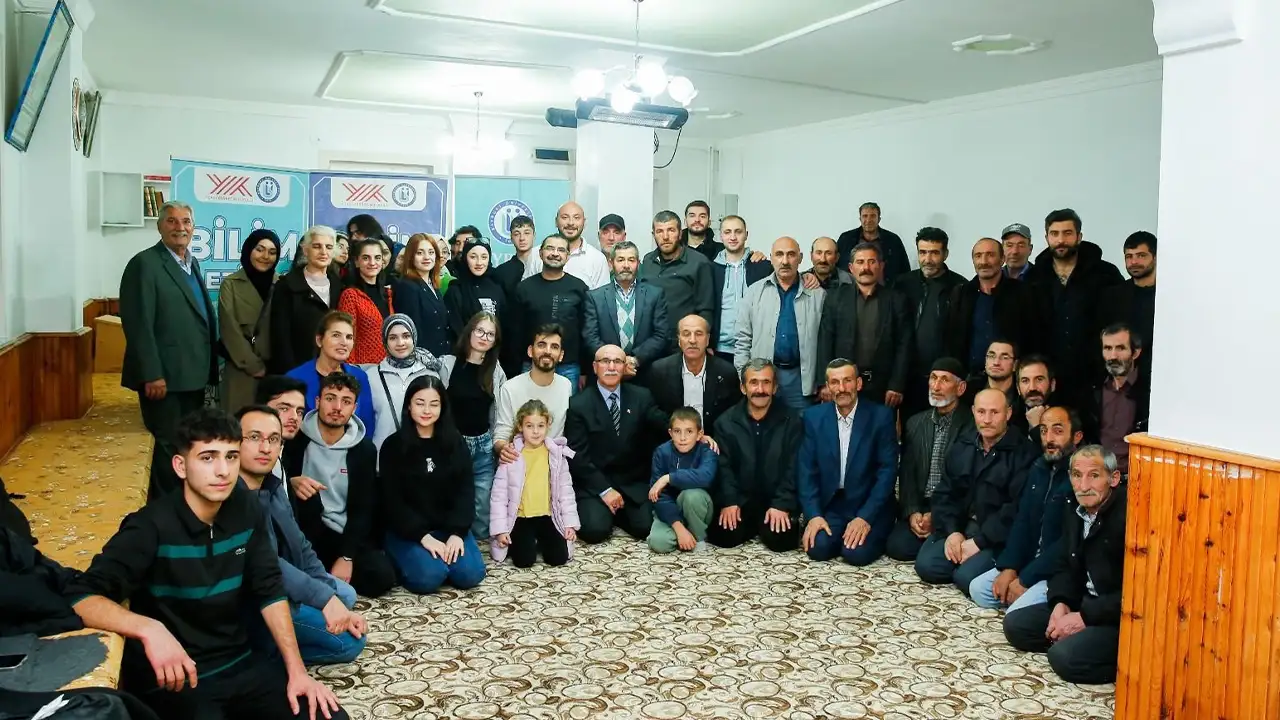 Bayburt’ta bilim köy odasına taşındı: Genetik ve çevre konuşuldu