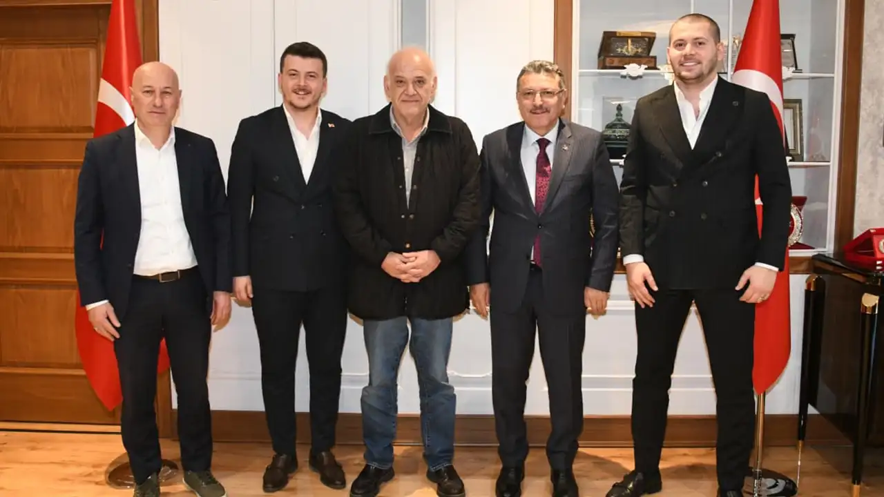 Başkan Genç'ten Yavuz Selim Stadı eleştirilerine yanıt: "Bir saha yapacağız"