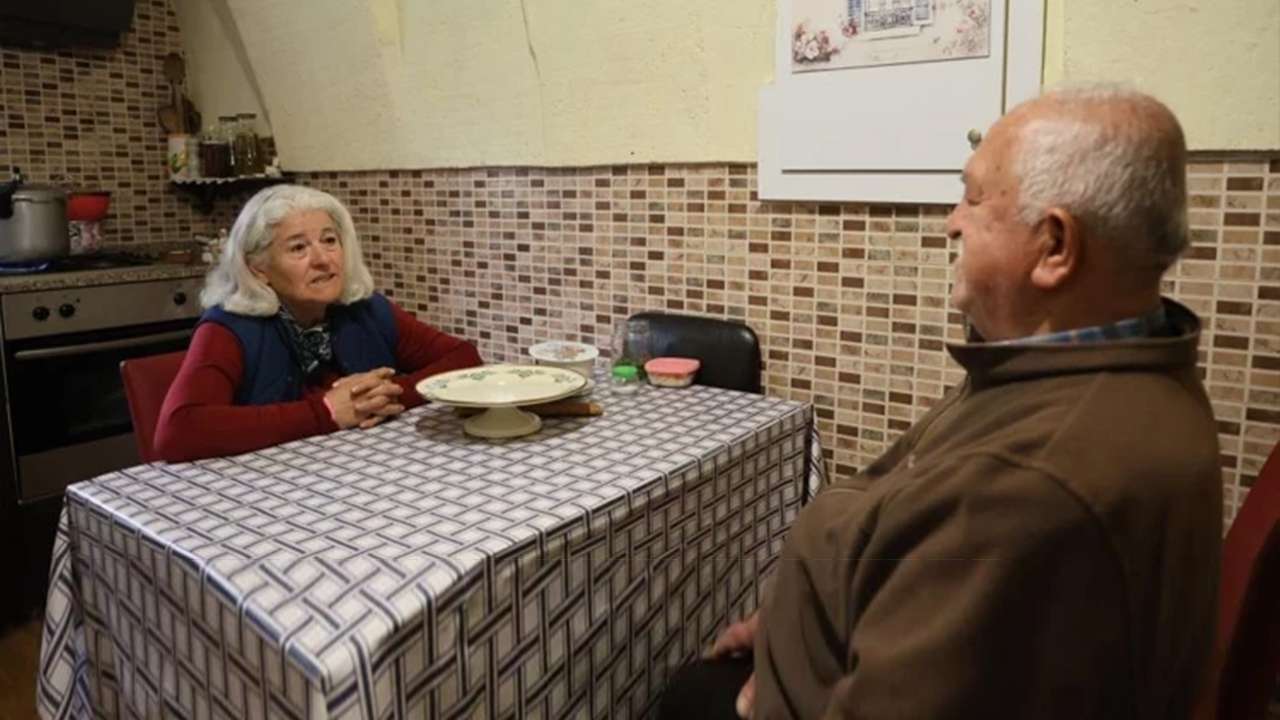 55 yıllık alışkanlık: Nevşehirli muhtar hayatı tersten yaşıyor