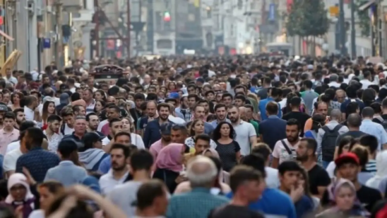 TÜİK işsizlik rakamlarını açıkladı: İşsiz sayısı azaldı, işsizlik oranı sabit kaldı