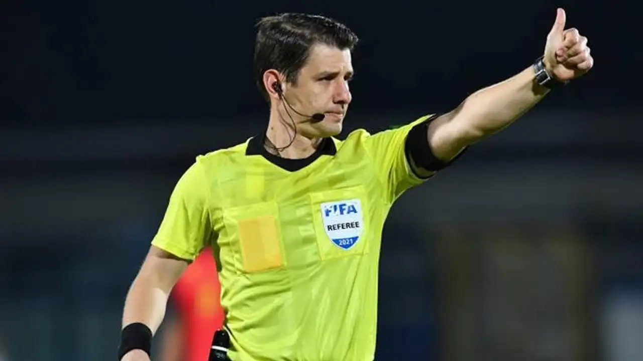 Başakşehir - Trabzonspor maçı hakemi açıklandı: Halil Umut Meler yönetecek