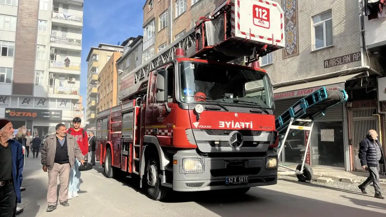 Ordu'da evden yoğun duman çıktı: Sebebi yaş fındık kabukları çıktı