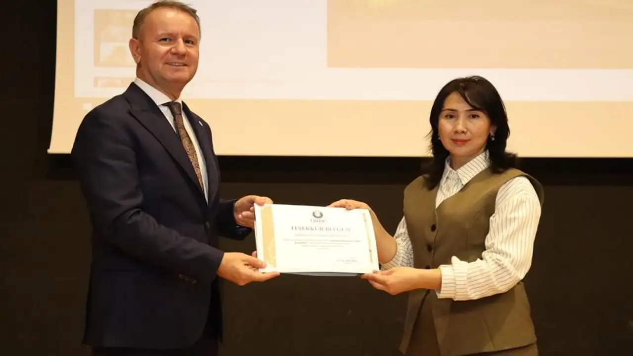 Ordu Üniversitesi’nde Özbek Medeniyeti söyleşisi: “Bizler çok devlet olabiliriz ama tek milletiz”