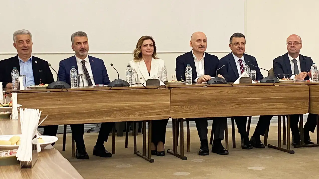 Trabzon’da yapılacak yatırımlar masaya yatırıldı: “Bizim için çok önemli”