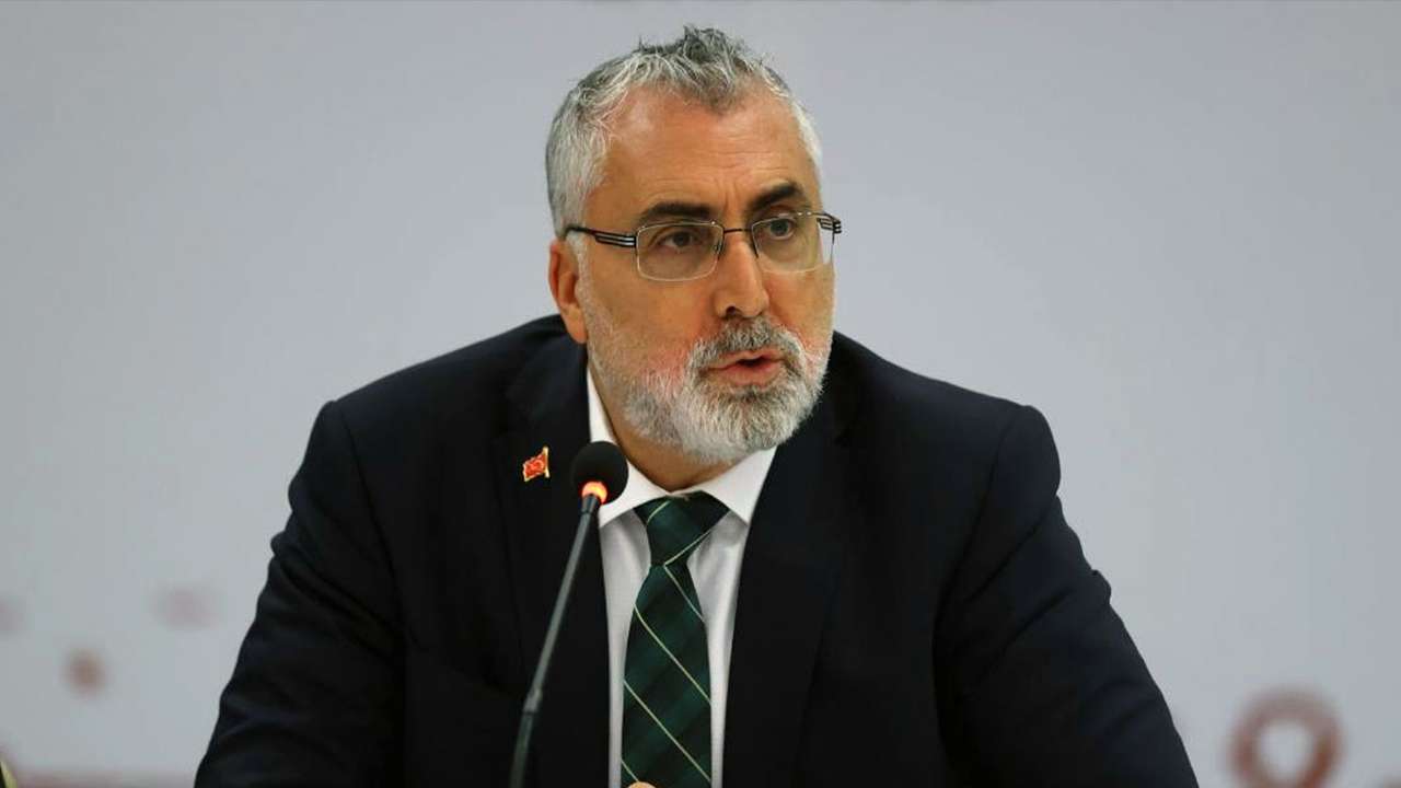 Çalışma ve Sosyal Güvenlik Bakanı asgari ücret için tarih verdi