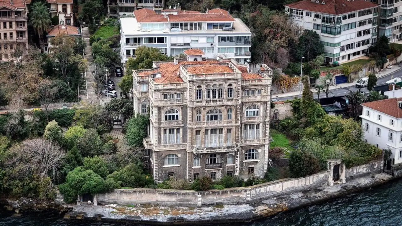 Boğaz’ın en değerli mirası: Trabzonlu ailenin tarihi yalısına değer biçilemiyor